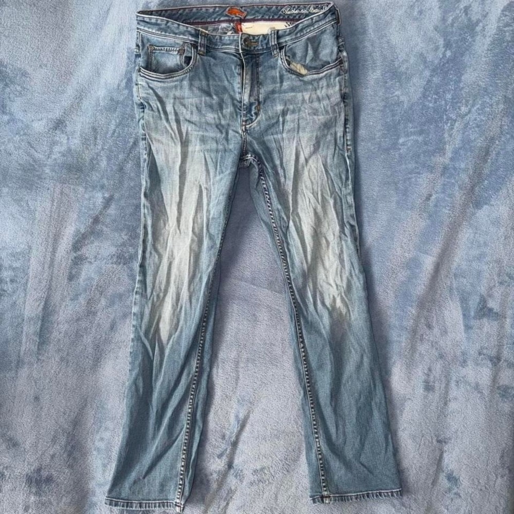 Tommy Bahama Authentic Mens Denim Jeans Low rise blue denim jeans Size: 33x32